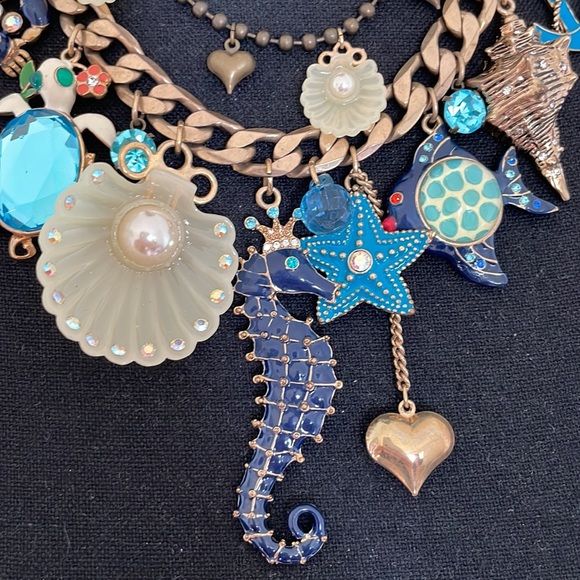 🌟SOLD🌟 Betsey Johnson vintage early 2000s ocean / nautical / sea necklace - Picture 6 of 8